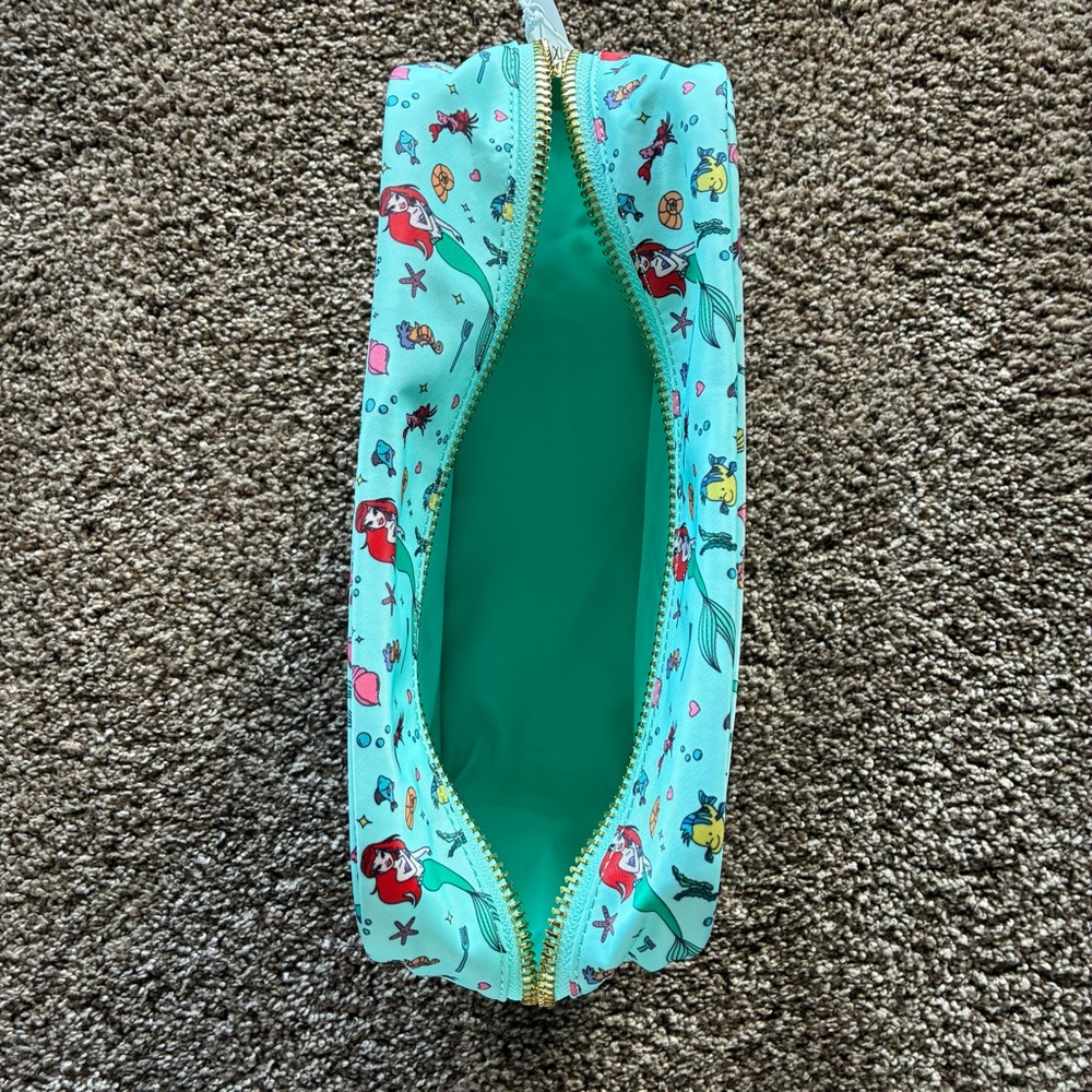 Stoney Clover Lane Disney Princess Large Pouch Making Waves - Picture 5 of 7